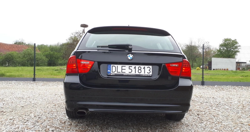 BMW Seria 3 cena 25500 przebieg: 268000, rok produkcji 2009 z Chojnów małe 326